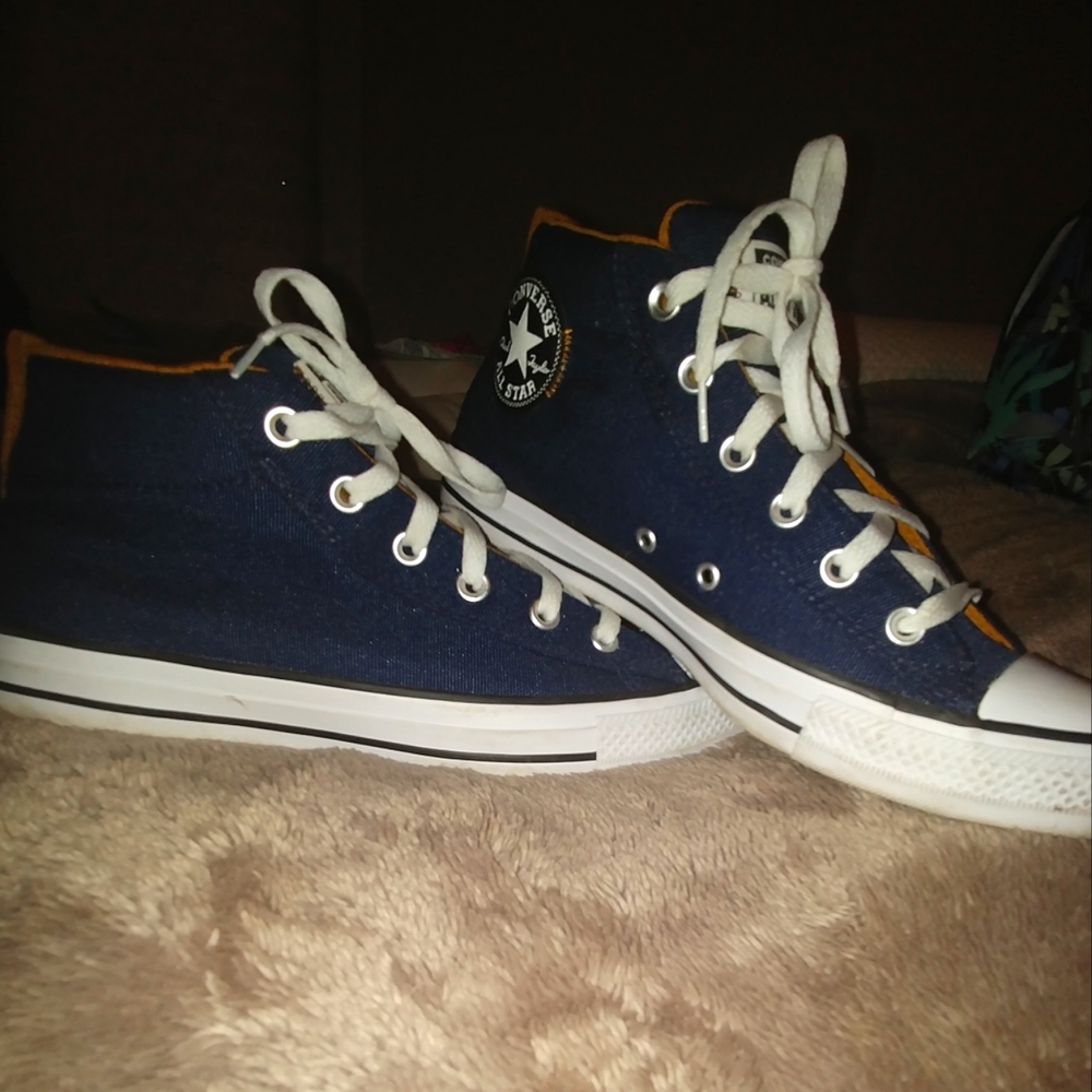 🆒 EUC CONVERSE CHUCK TAYLOR ALL🌟STAR HIGH-TOP SNEAKERS